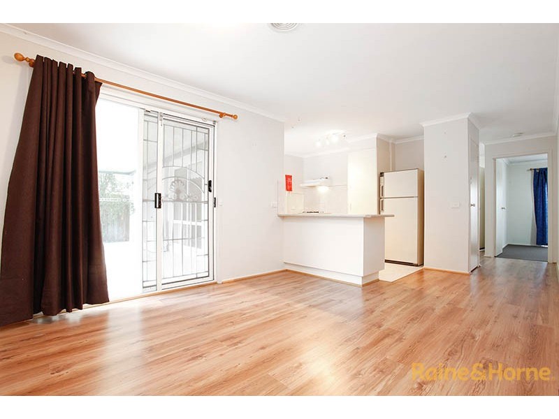 70 Amberly Park Drive, Narre Warren South VIC 3805