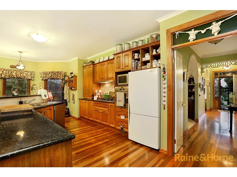 71 Berwick Springs Promenade, Narre Warren South VIC 3805