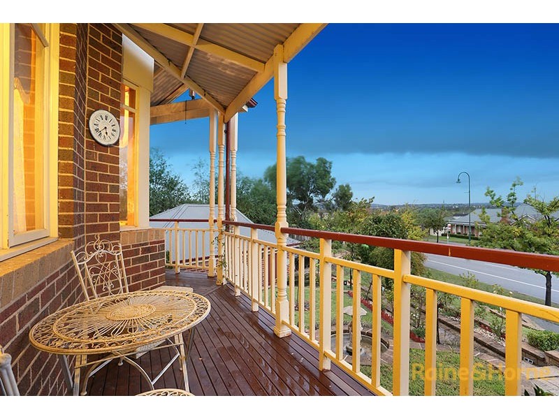 71 Berwick Springs Promenade, Narre Warren South VIC 3805