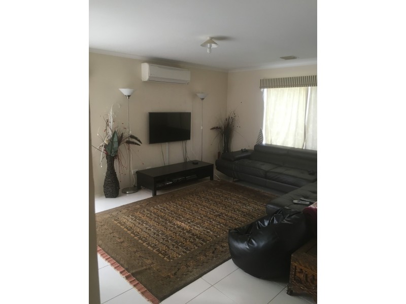 2 Teesdale Court, Narre Warren South VIC 3805