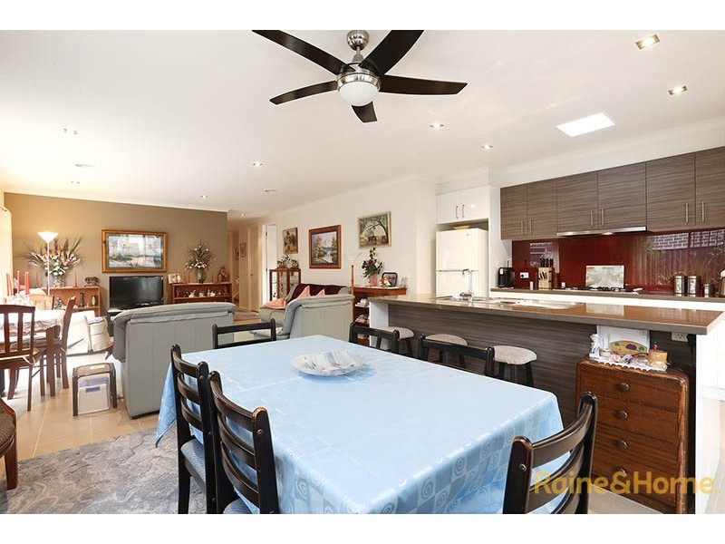 10 Aspect Lane, Cranbourne North VIC 3977