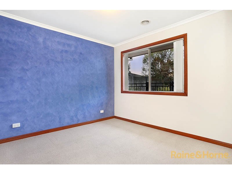10 Pendle Close, Narre Warren South VIC 3805