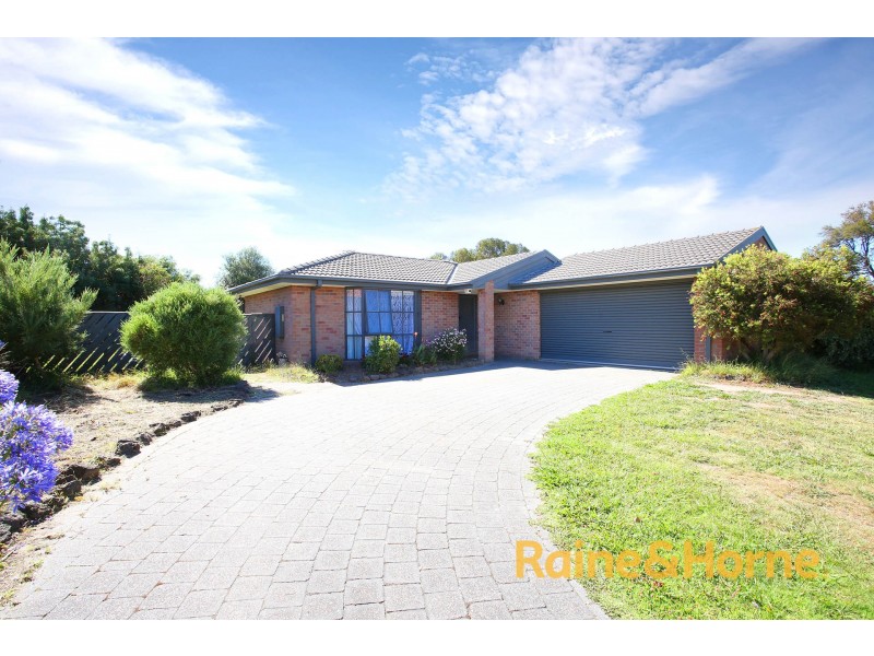 2 Delmare Court, Narre Warren South VIC 3805