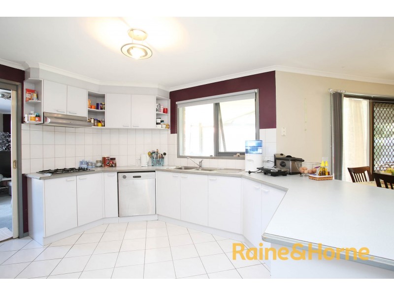 2 Delmare Court, Narre Warren South VIC 3805