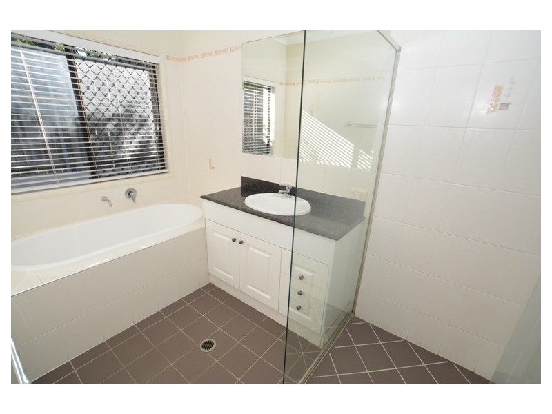 3 Trequanda Place, Bridgeman Downs QLD 4035