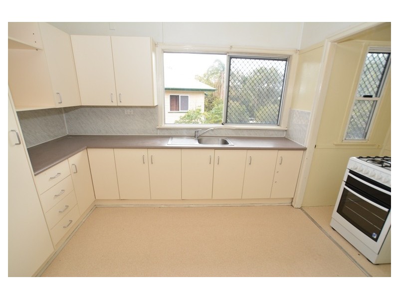 15 Garde Street, Stafford QLD 4053