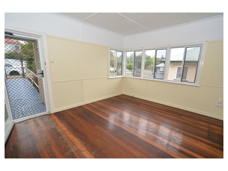 15 Garde Street, Stafford QLD 4053