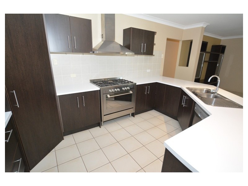 10 Hillside Court, Joyner QLD 4500