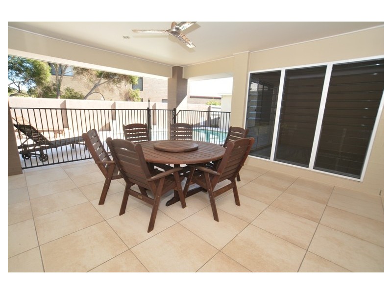 10 Hillside Court, Joyner QLD 4500