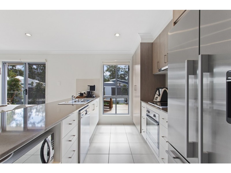 8 ANTONIO PLACE, Coomera QLD 4209