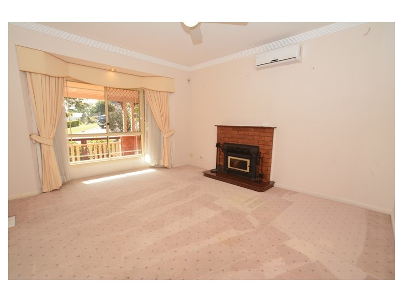 3 Sarandon Close, Mcdowall QLD 4053