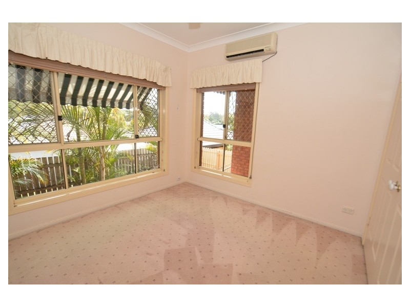 3 Sarandon Close, Mcdowall QLD 4053