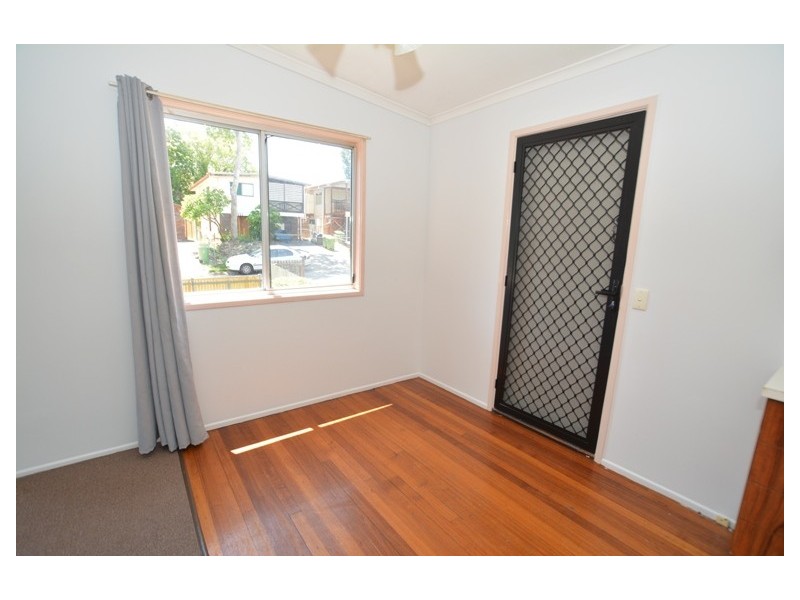 11 Blazey Street, Kallangur QLD 4503