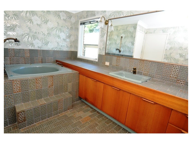 132 Oriel Road, Ascot QLD 4007