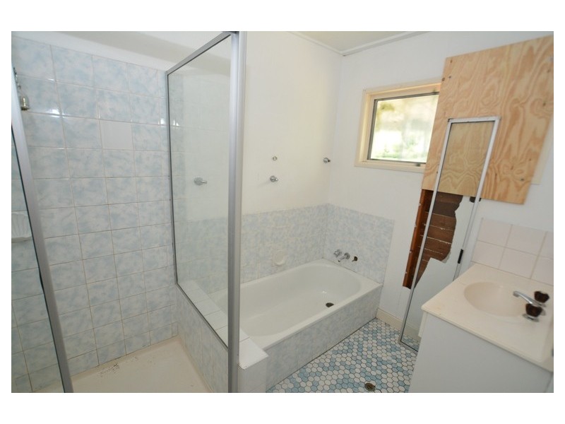 11 Allambie Street, Morayfield QLD 4506