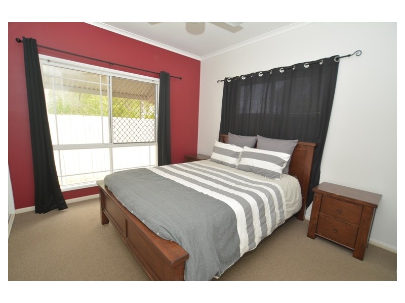 1 Goshawk Drive, Kallangur QLD 4503