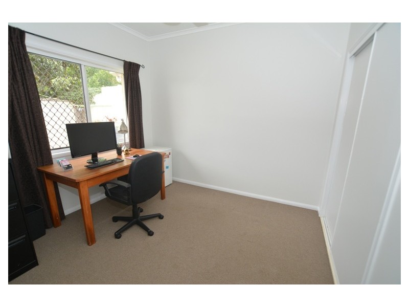1 Goshawk Drive, Kallangur QLD 4503