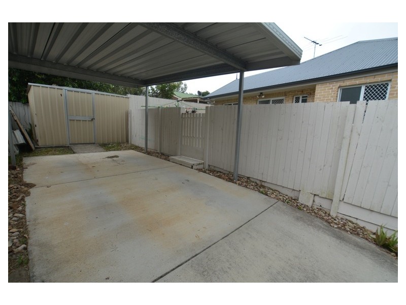 1 Goshawk Drive, Kallangur QLD 4503