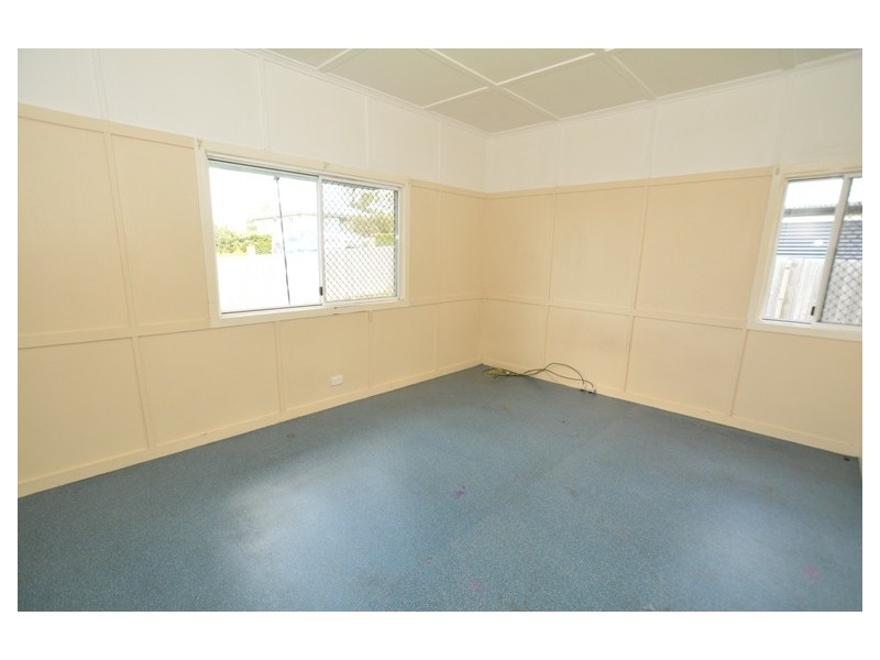 9 Winnam Street, Stafford QLD 4053