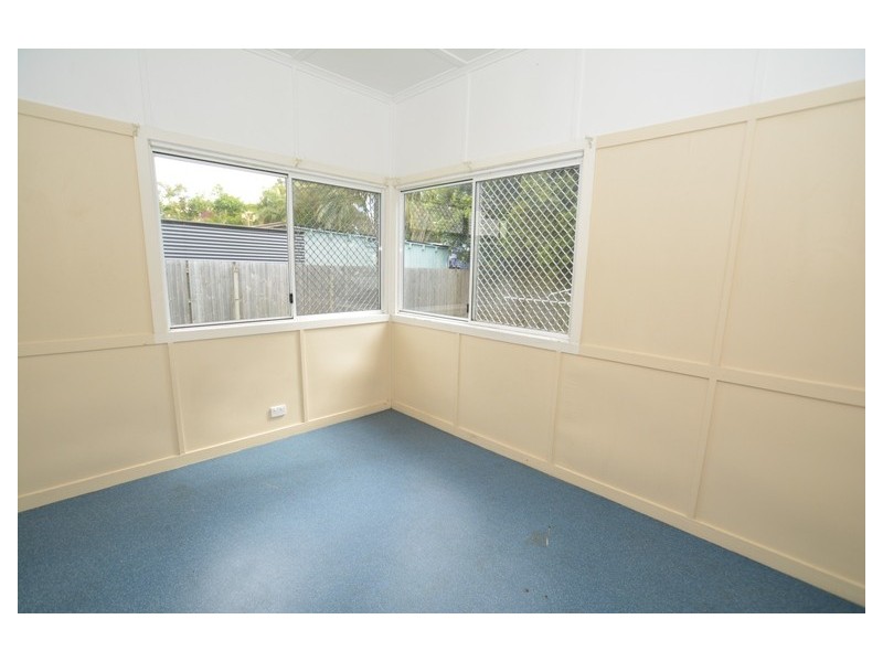 9 Winnam Street, Stafford QLD 4053