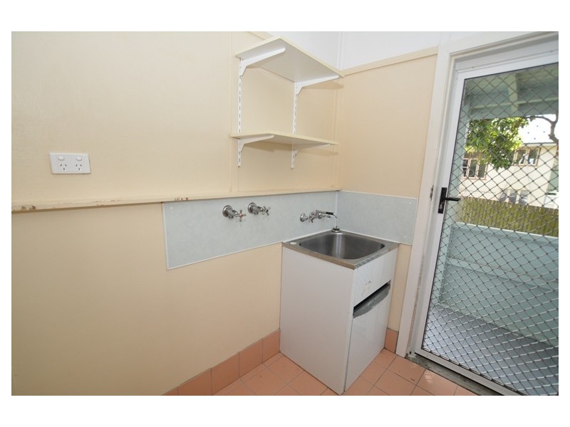 9 Winnam Street, Stafford QLD 4053