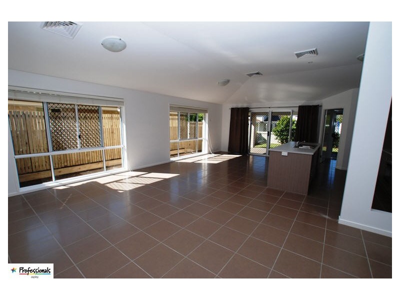 99 Cowie Road, Carseldine QLD 4034