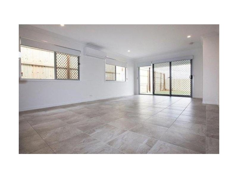 3 Rosella Street, Redbank Plains QLD 4301