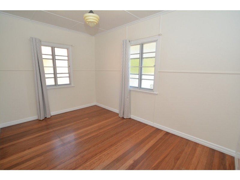 10 Henry Street, Chermside QLD 4032