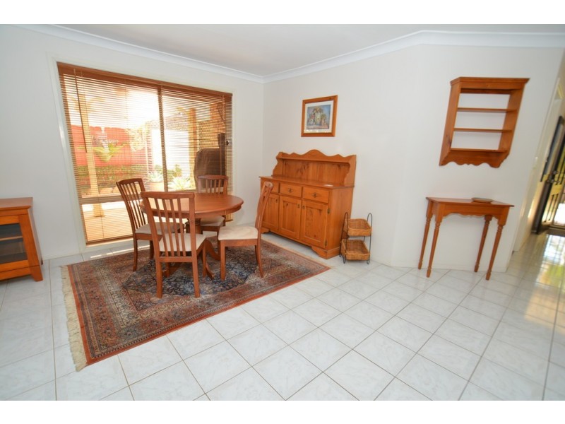 9 Kensington Place, Bridgeman Downs QLD 4035