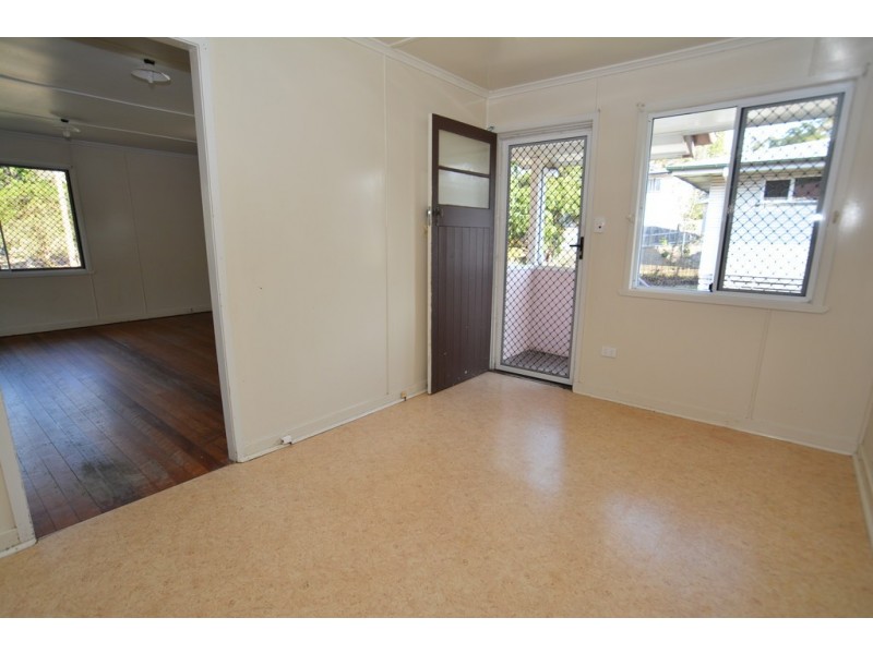 2 Maryland Street, Stafford Heights QLD 4053