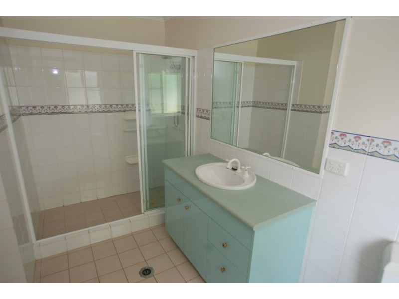 60 Kenna Street, Chermside West QLD 4032