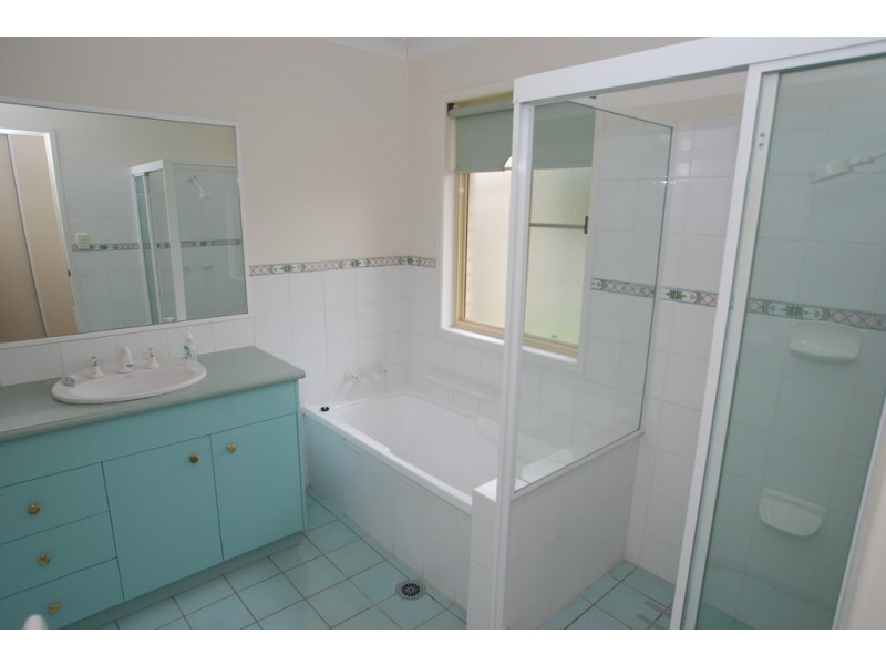 60 Kenna Street, Chermside West QLD 4032