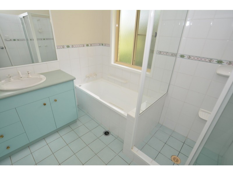 60 Kenna Street, Chermside West QLD 4032