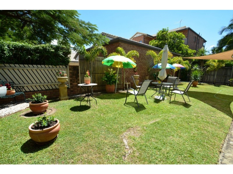 2/1 Vine Street, Ascot QLD 4007