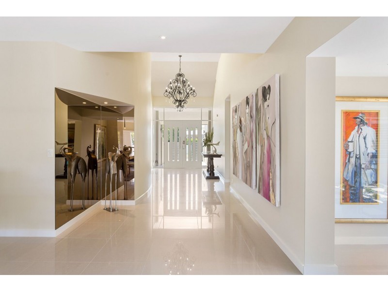 7302 BAYSIDE CLOSE, Sanctuary Cove QLD 4212