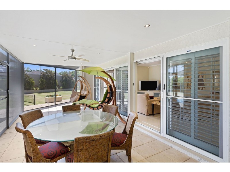 7302 BAYSIDE CLOSE, Sanctuary Cove QLD 4212