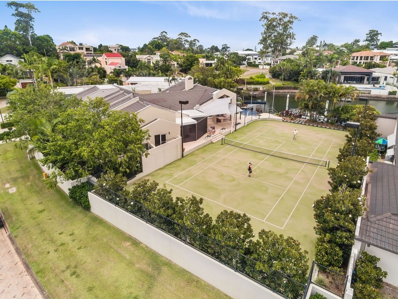 7302 BAYSIDE CLOSE, Sanctuary Cove QLD 4212