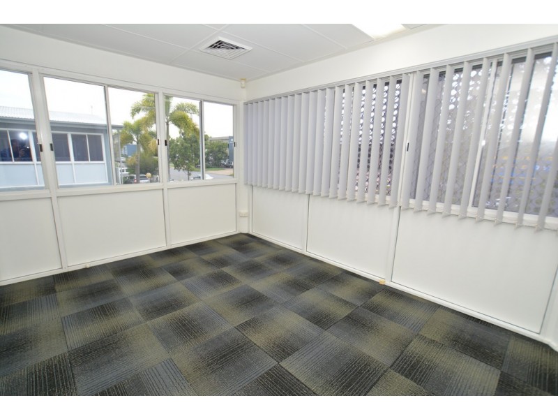 1/82 Old Toombul Road, Northgate QLD 4013