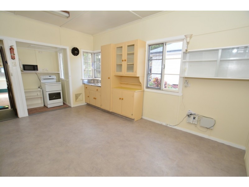 31 Larcombe Street, Zillmere QLD 4034