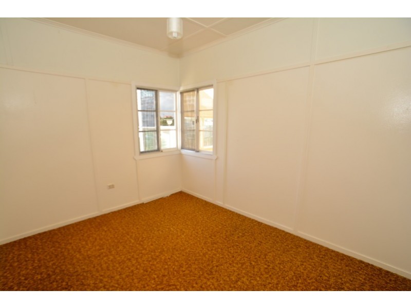 31 Larcombe Street, Zillmere QLD 4034