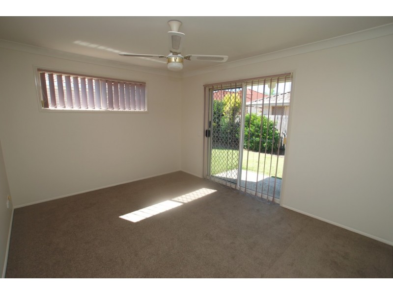 17 Petunia Close, Fitzgibbon QLD 4018