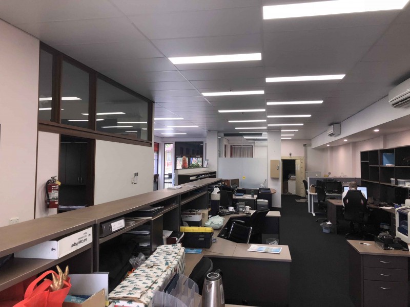 956 LOGAN RD, Holland Park West QLD 4121