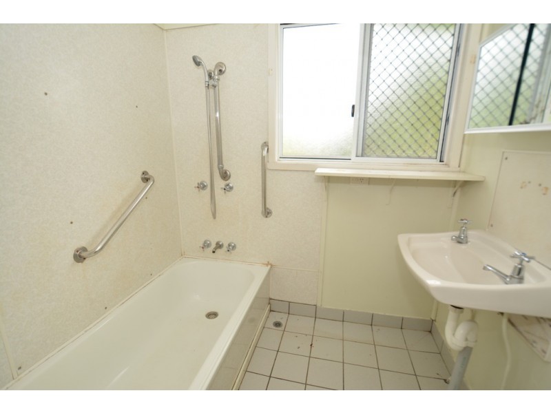 10 Detling Street, Stafford Heights QLD 4053