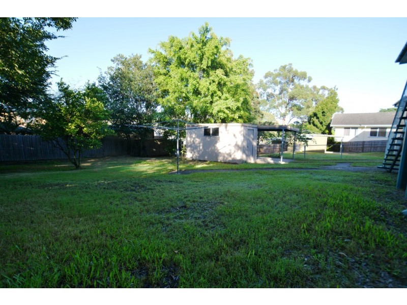 10 Detling Street, Stafford Heights QLD 4053