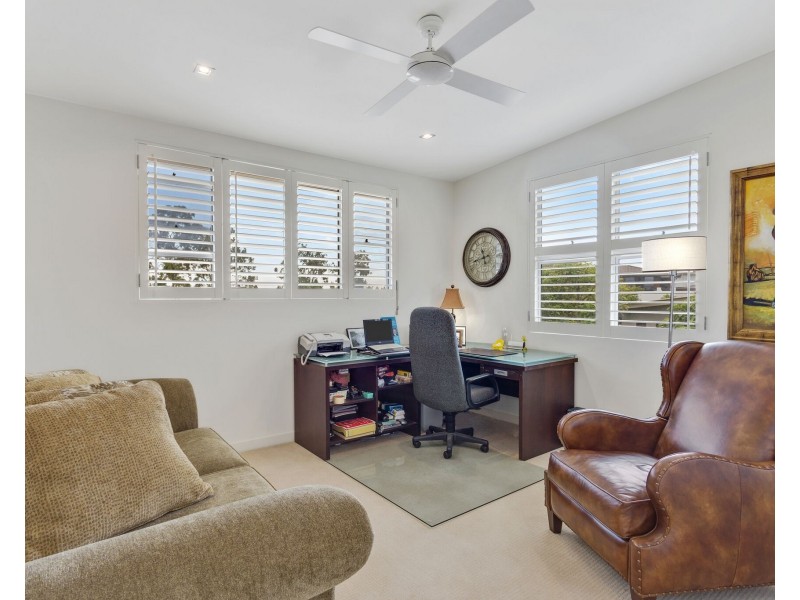 5231 BAYHILL TERRACE, Sanctuary Cove QLD 4212
