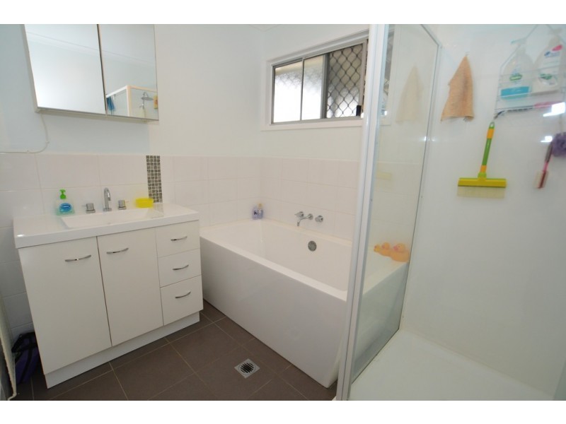 11 Leslie Street, Kallangur QLD 4503