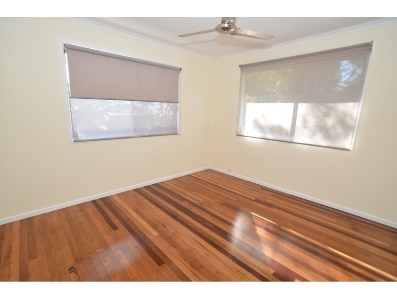 11 Leslie Street, Kallangur QLD 4503