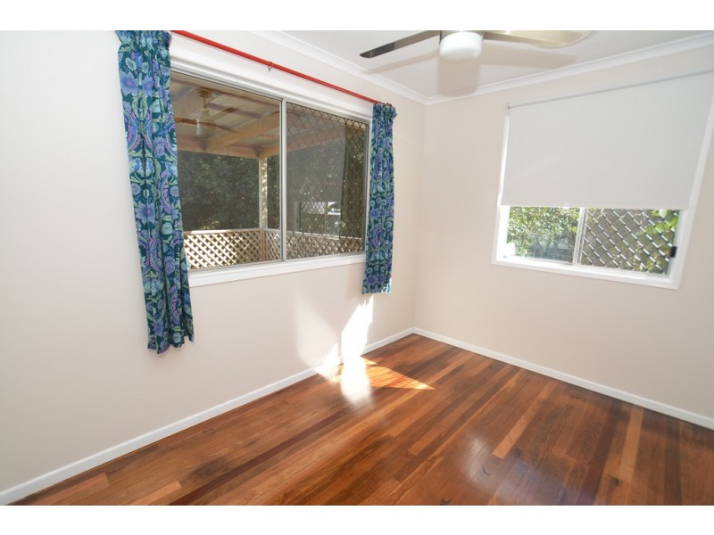 11 Leslie Street, Kallangur QLD 4503