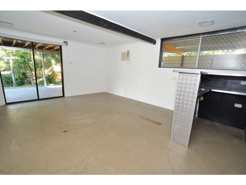 11 Leslie Street, Kallangur QLD 4503