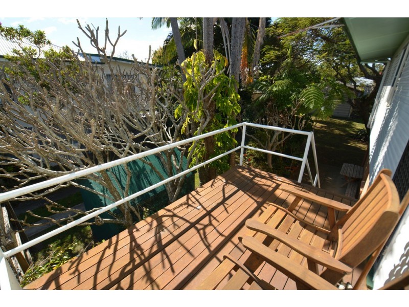 22 Kate Street, Woody Point QLD 4019